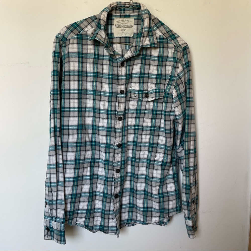 White & Teal Button-Up Long-Sleeve Shirt